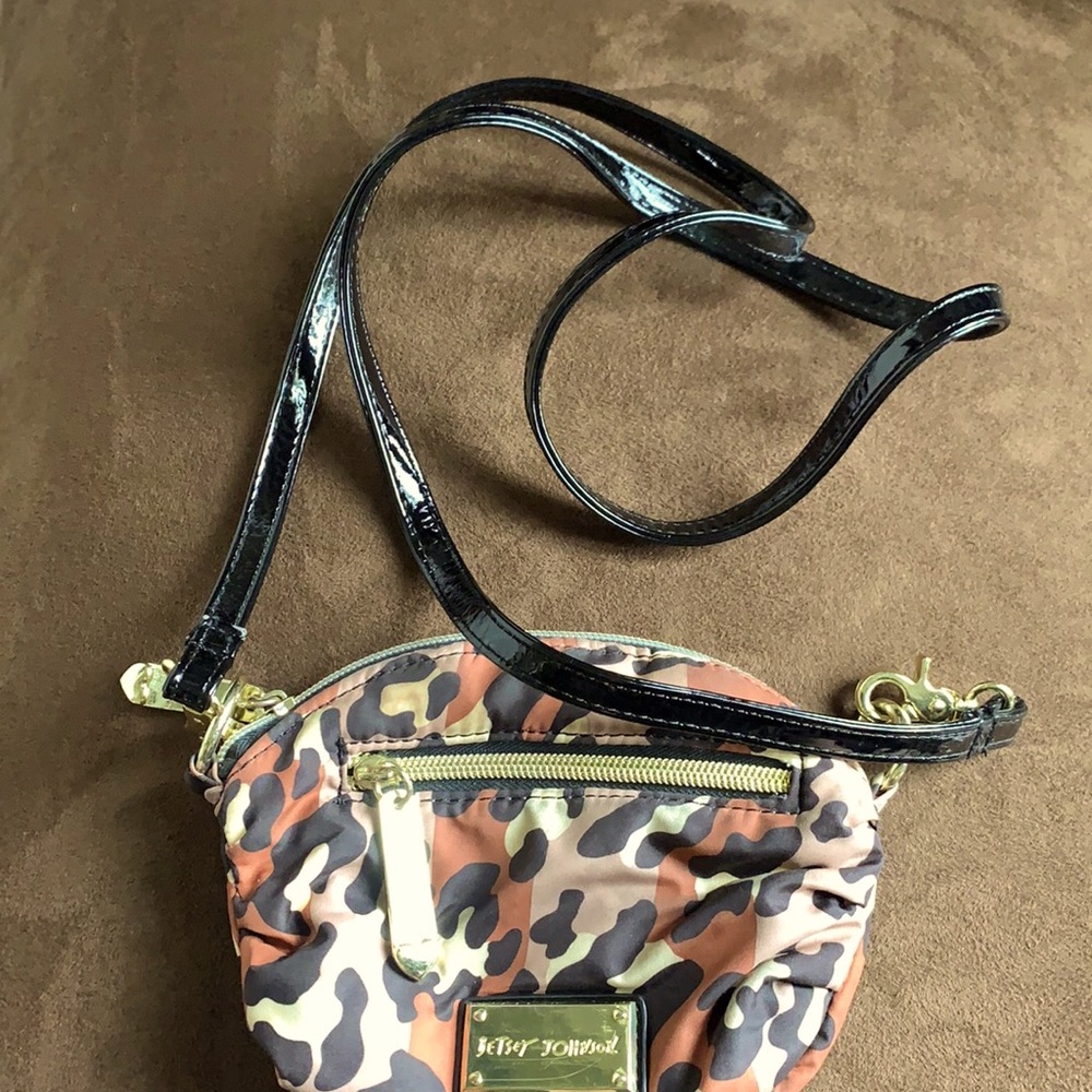 Betsey Johnson purse